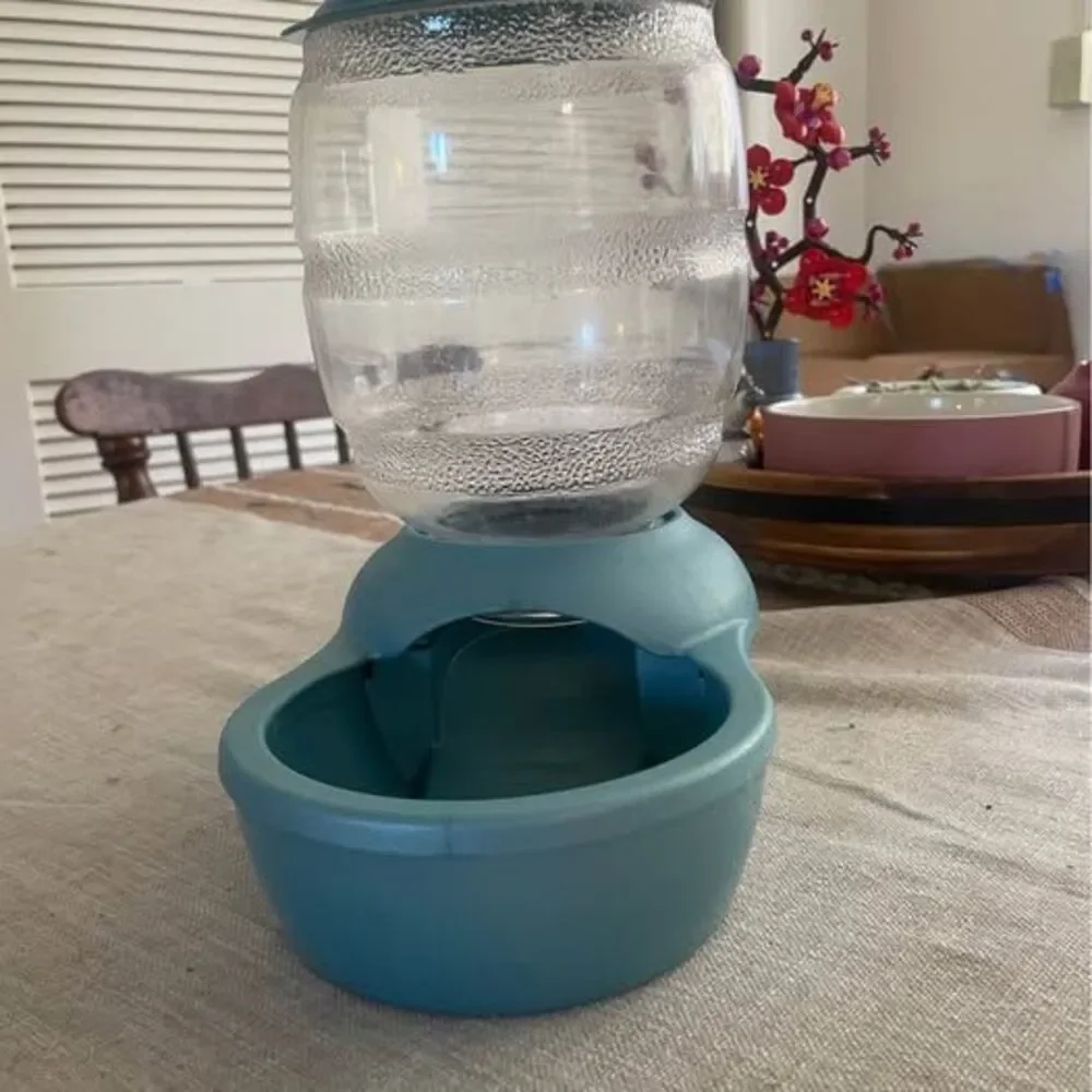 Petmate Replendish Cat or Dog Gravity Feeder, Vacation Automatic Feeder, Blue